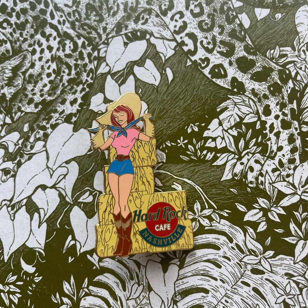 hard rock cafe | nashville cowgirl pin